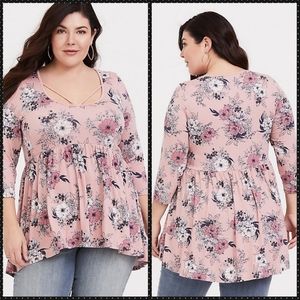 Torrid
Super Soft Pink Floral Strappy Babydoll Tee
